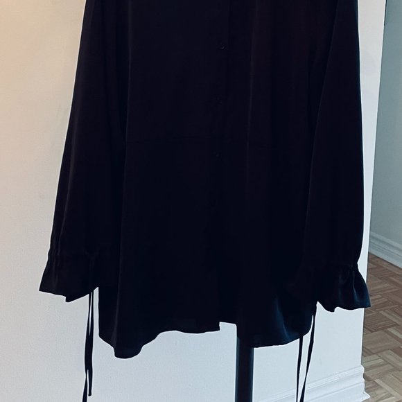 Long black blouse, long drawstring sleeves (plus-size) - Picture 6 of 8